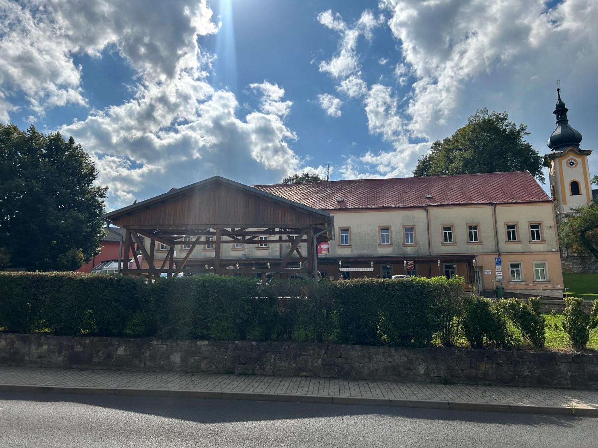 Ubytovani U Kostela Ústí nad Labem Екстериор снимка